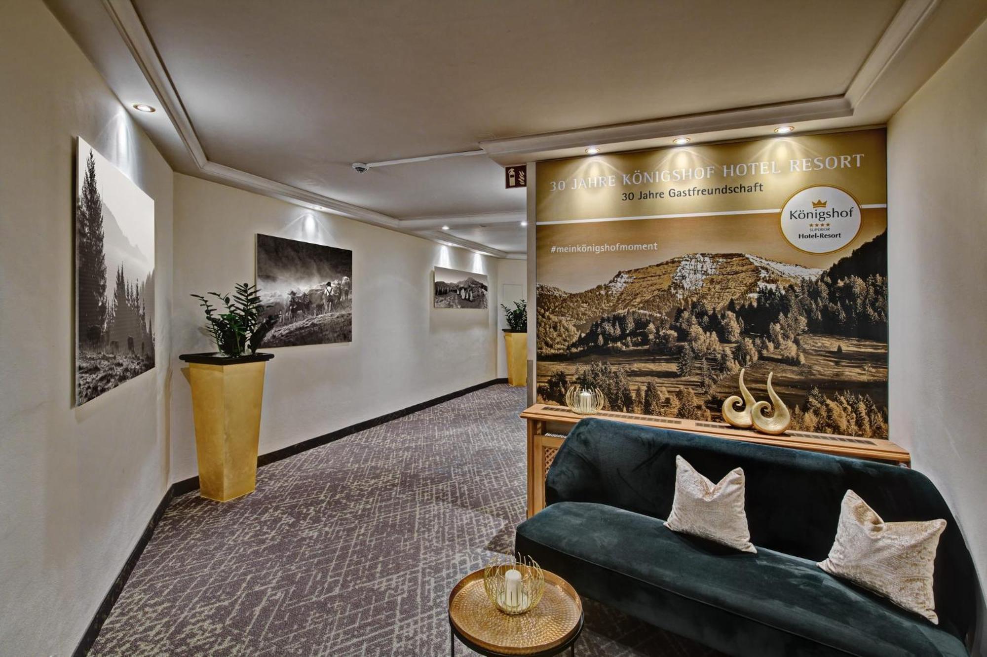 Koenigshof Hotel Resort オーバーシュタウフェン エクステリア 写真