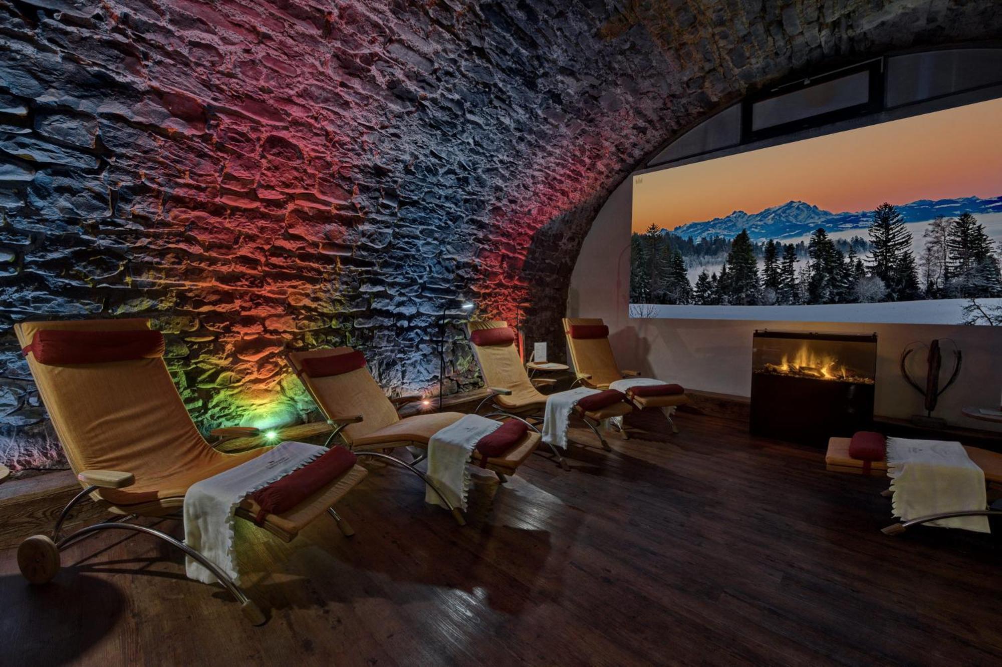 Koenigshof Hotel Resort オーバーシュタウフェン エクステリア 写真